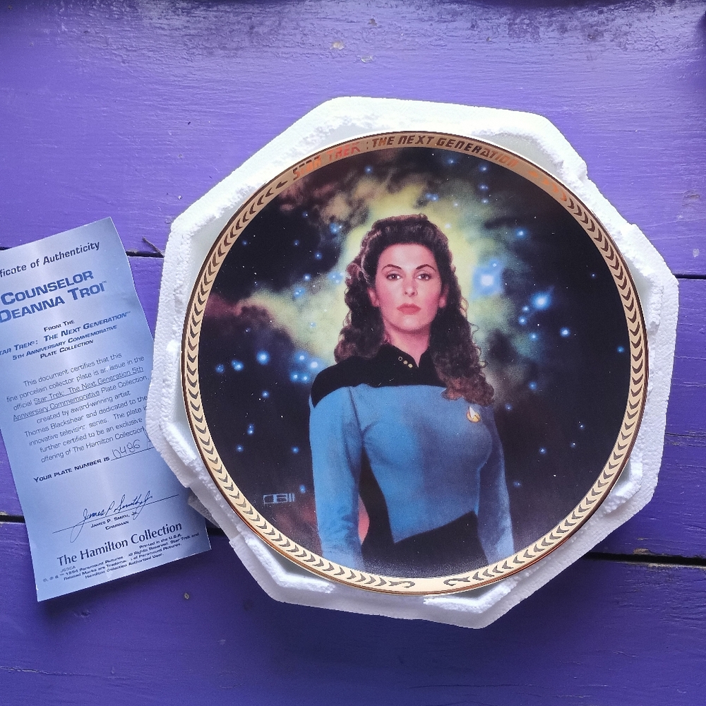 Next Generation Counselor Deanna Troi collector plate